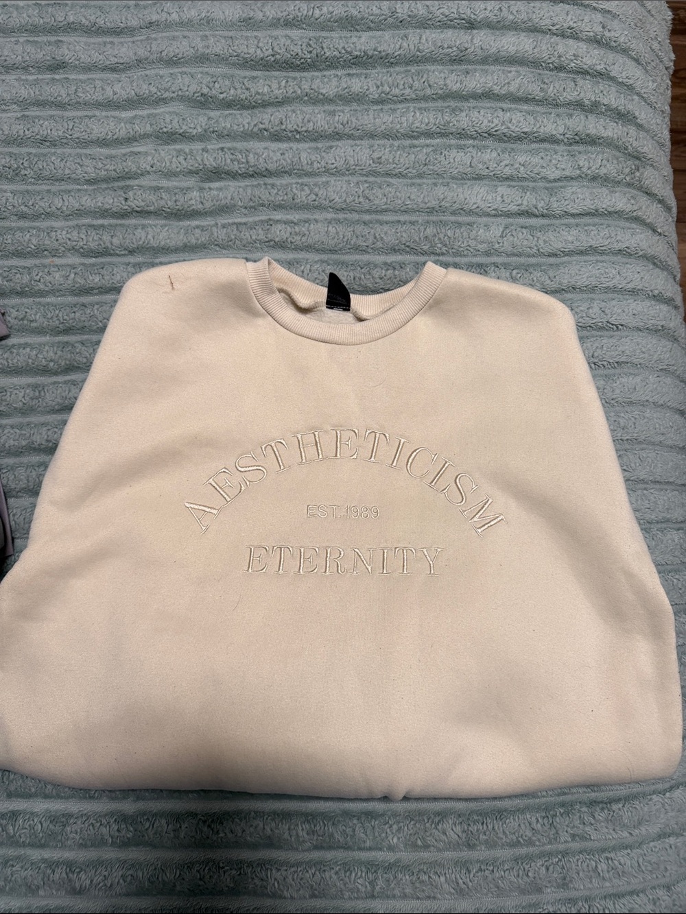 SHEIN Cream Embossed 'AESTHETICISM ETERNITY' Crewneck Sweatshirt
